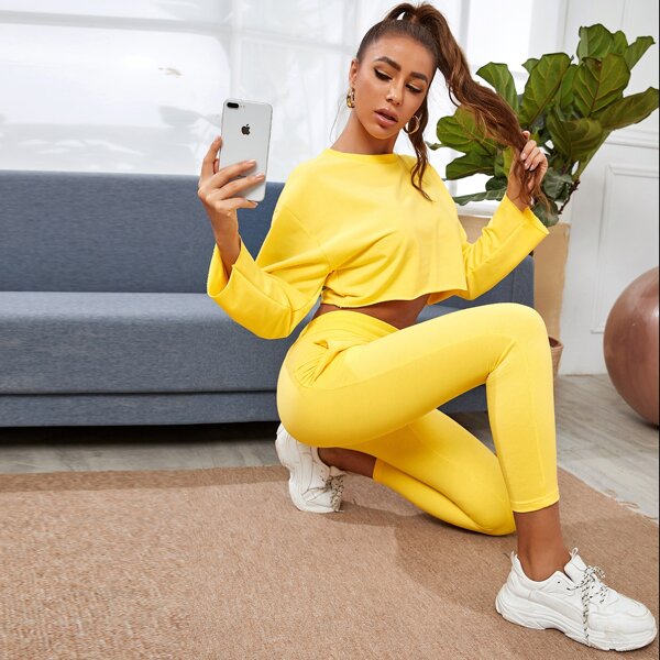 

Drop Shoulder Solid Tee & Leggings, Yellow