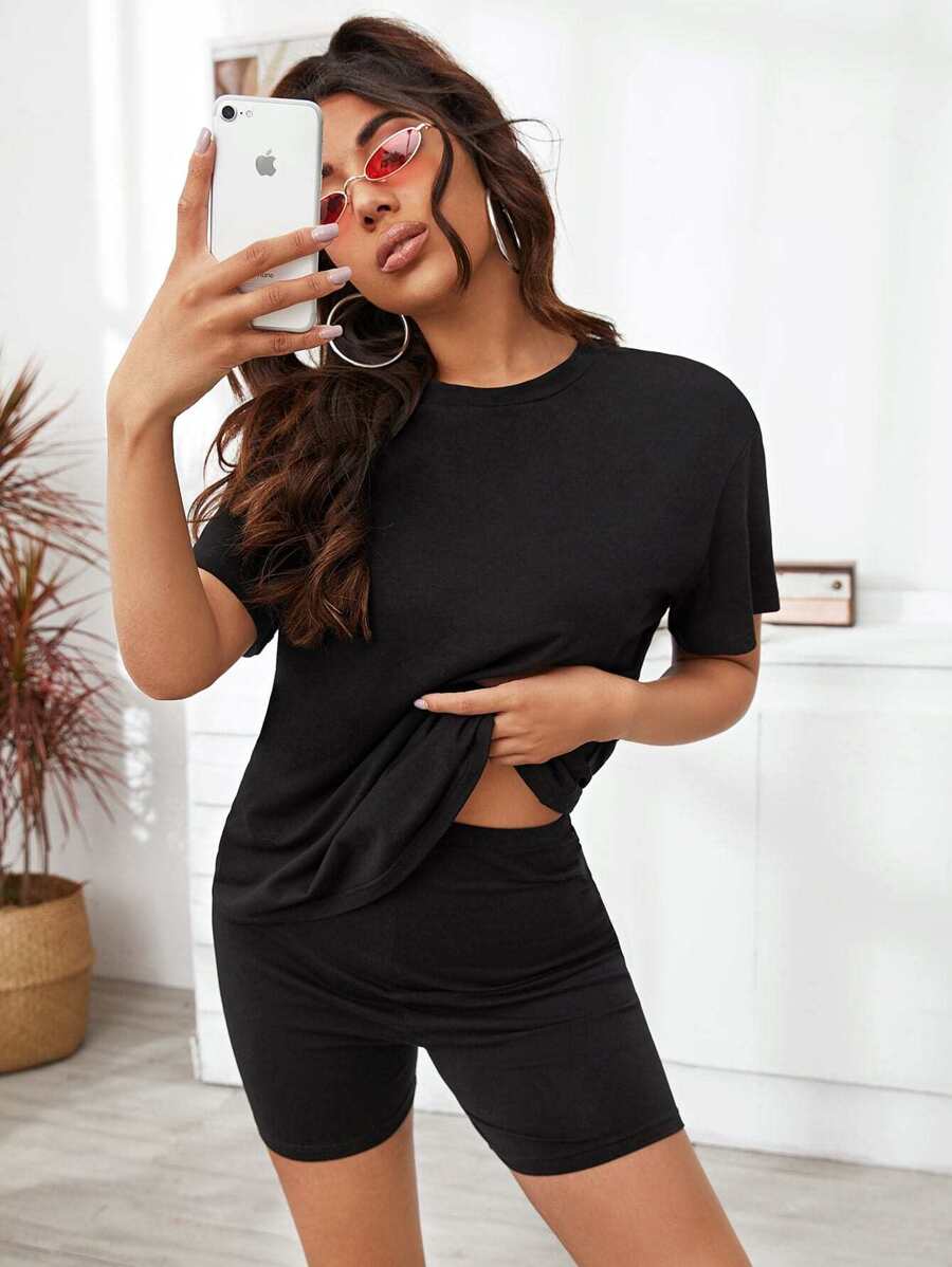 SHEIN EZwear Drop Shoulder Tee & Skinny Shorts Set Without Bag - Black - View 1