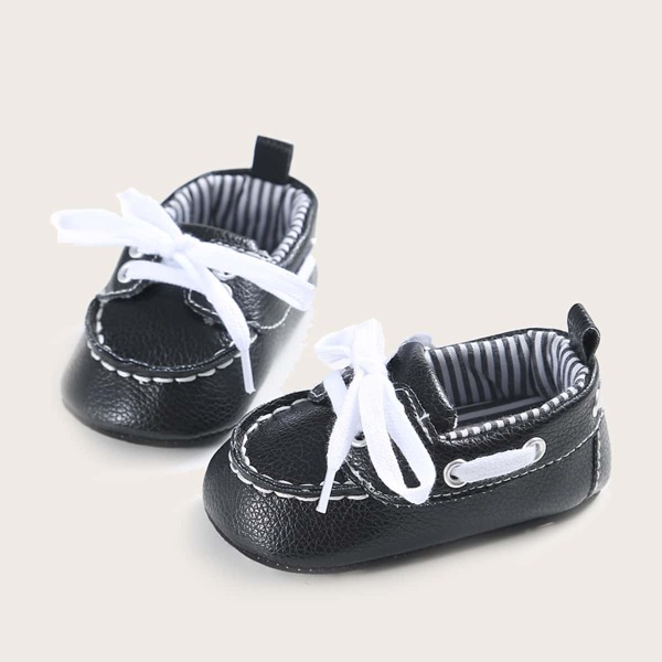 

Baby Boy Lace-up Front Flats, Black