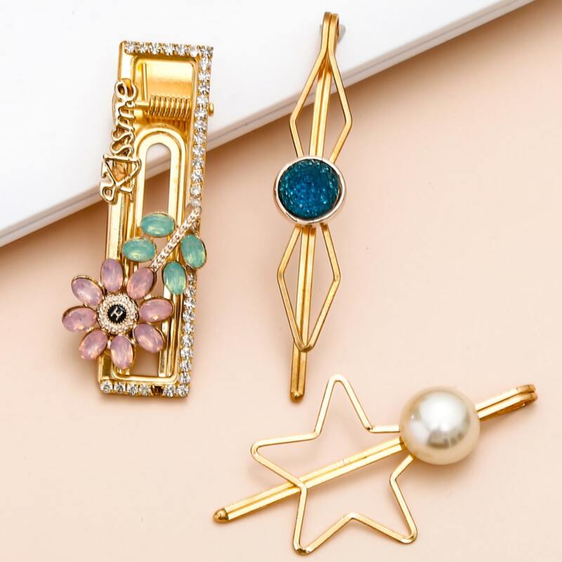 

3pcs Rhinestone Engraved Hair Clip, Gold