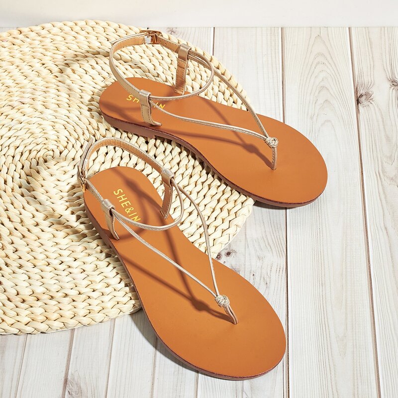 

Minimalist Thong Sandals, Gold