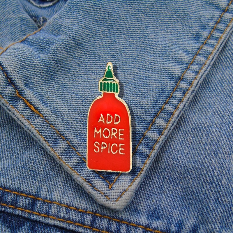 

Slogan Graphic Brooch, Red