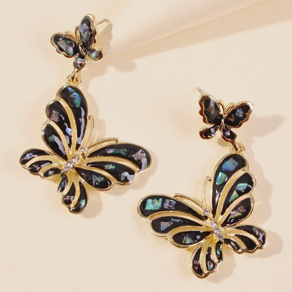 

Серьги-бабочки, Чёрный