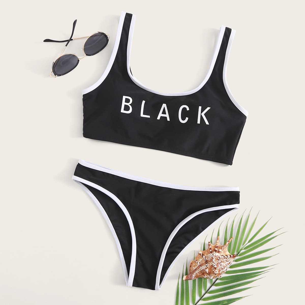

Letter Graphic Contrast Binding Bikini Swimsuit, Black