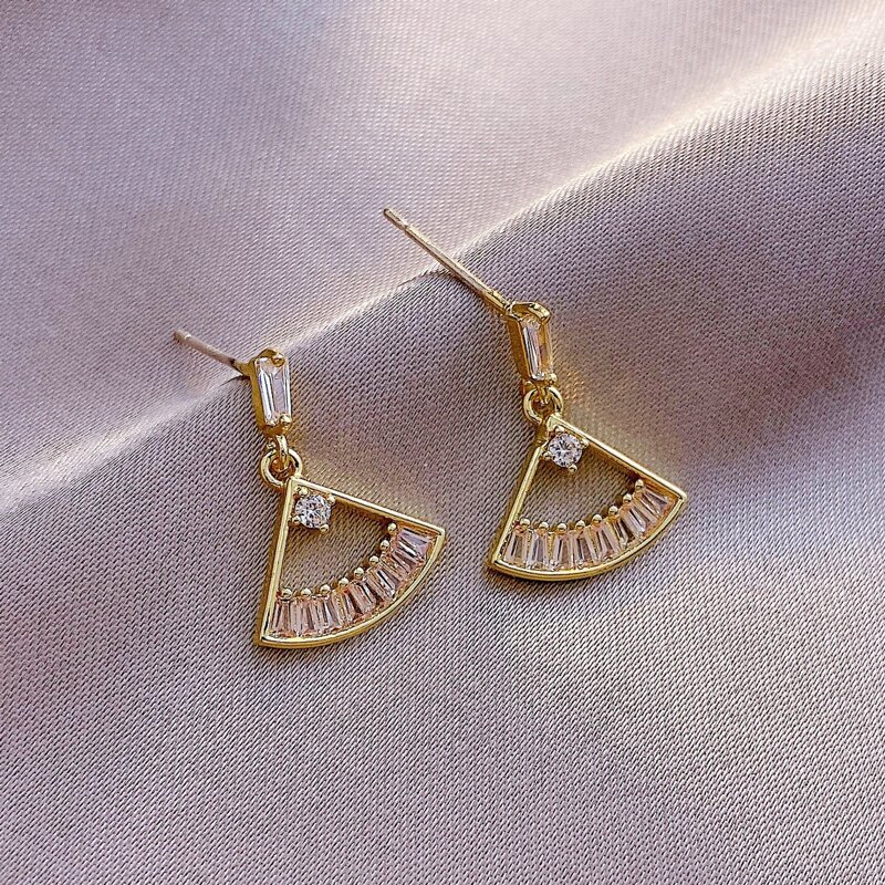 

Rhinestone Fan Drop Earrings, Gold