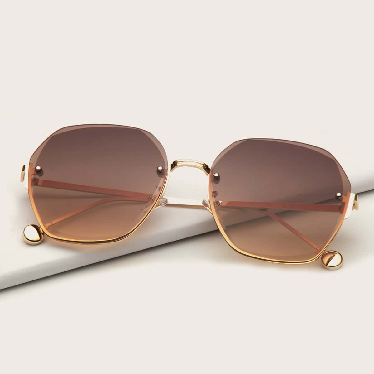 

Geometric Shaped Sunglasses, Brown