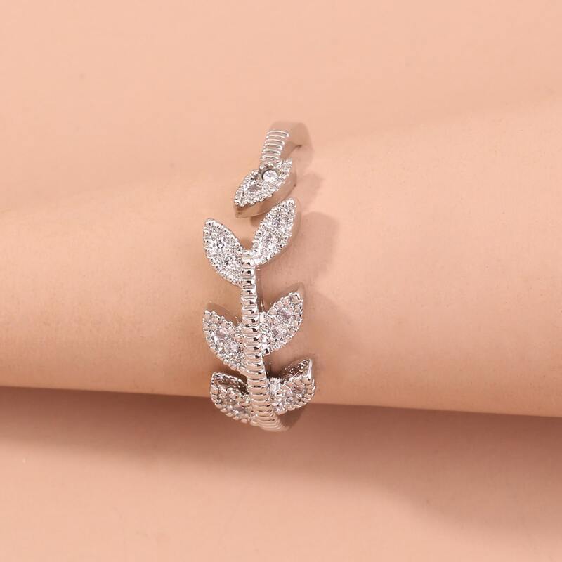 

Leaf Cuff Ring, Silver
