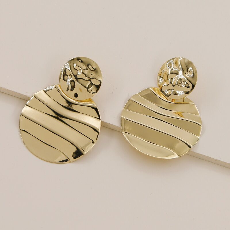 

Ribbed Round Earrings, Gold