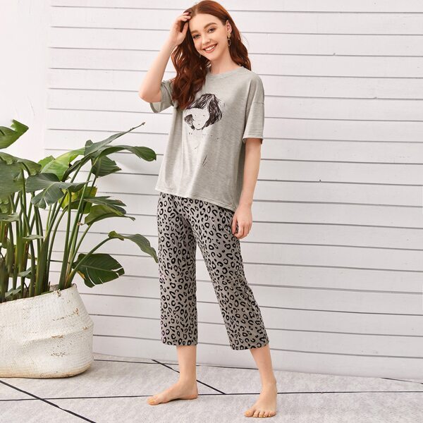 

Figure Print Tee & Leopard Pants PJ Set, Multicolor