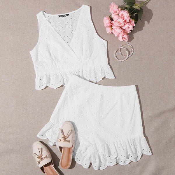 

Surplice Neck Ruffle Hem Schiffy Top & Shorts Set, White