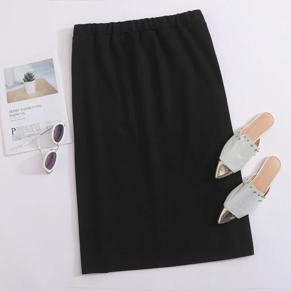 

Plus Solid Midi Straight Skirt, Black