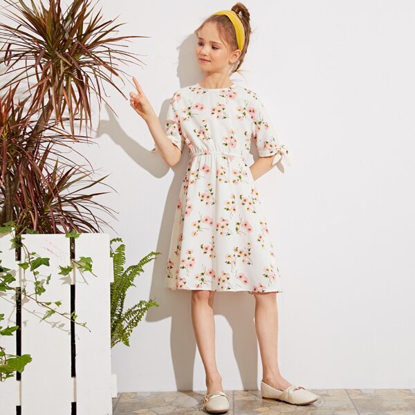 

Girls Knot Cuff Floral Print Dress, White