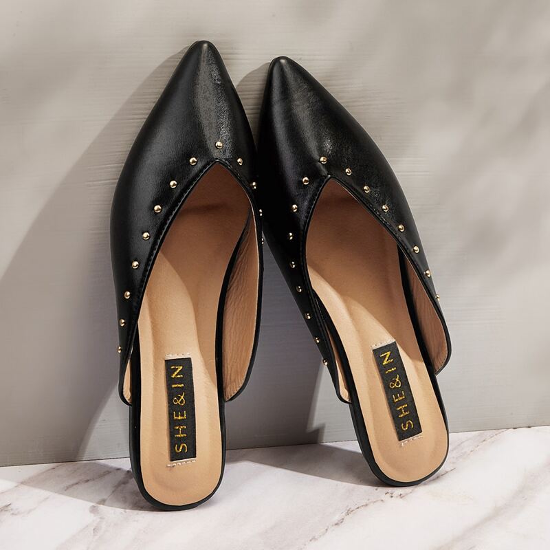 

Point Toe Studded Decor Flat Mules, Black