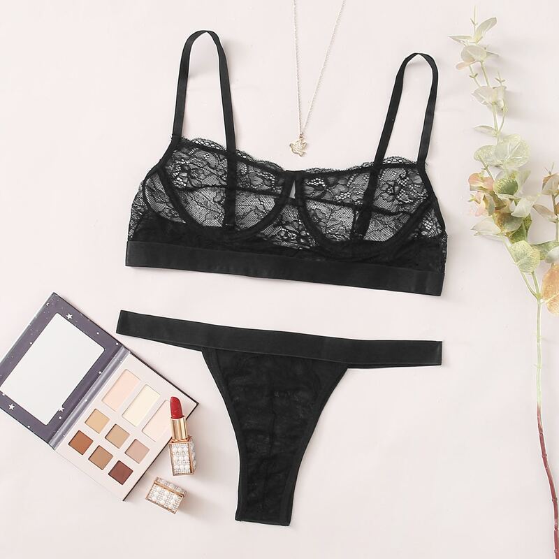 

Floral Lace Underwired Lingerie Set, Black