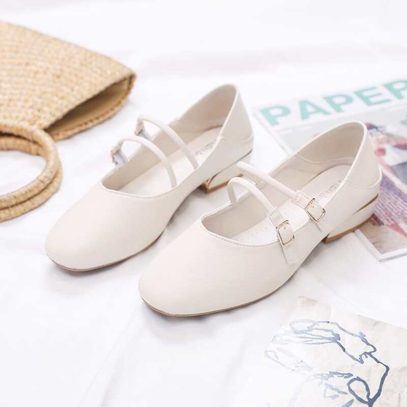 

Buckle Strap Ballet Flats, White