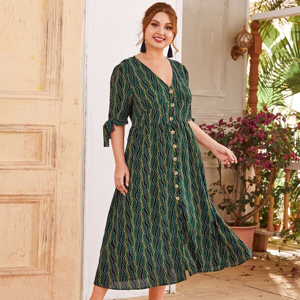 

Plus Knot Cuff Single Breasted Chain Print Dress, Green