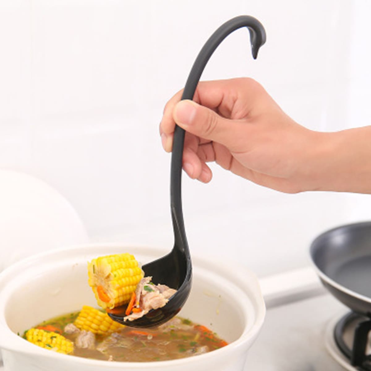 

1pc Swan Design Spoon, Black and white