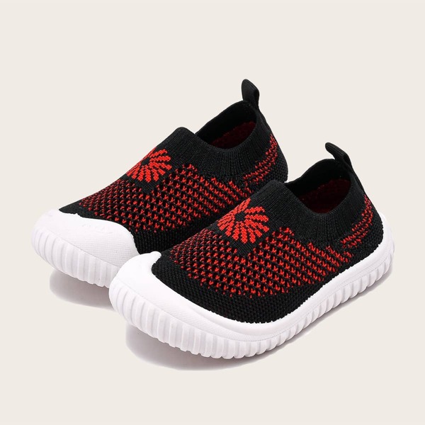 

Toddler Girls Flower Pattern Slip On Knit Sneakers, Red