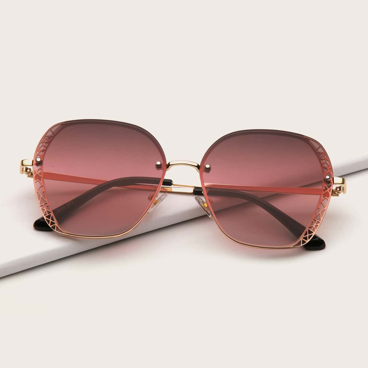 

Geometric Shaped Sunglasses, Red