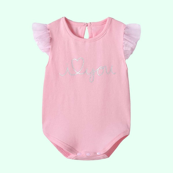 

Baby Girl Heart And Letter Graphic Bodysuit, Pink