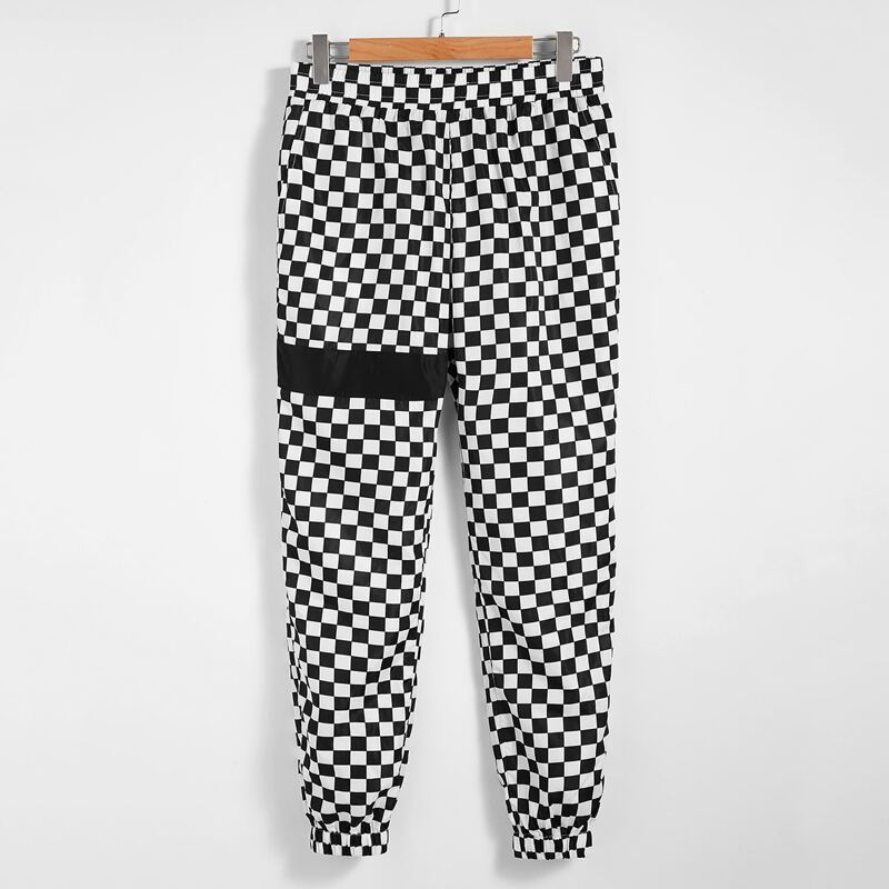 

Guys Slant Pocket Checkered Wind Pants, Black and white