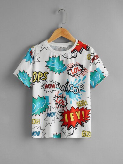 قميص صبي في فترة النشاط العمري الوسطى بنمط من الحروف