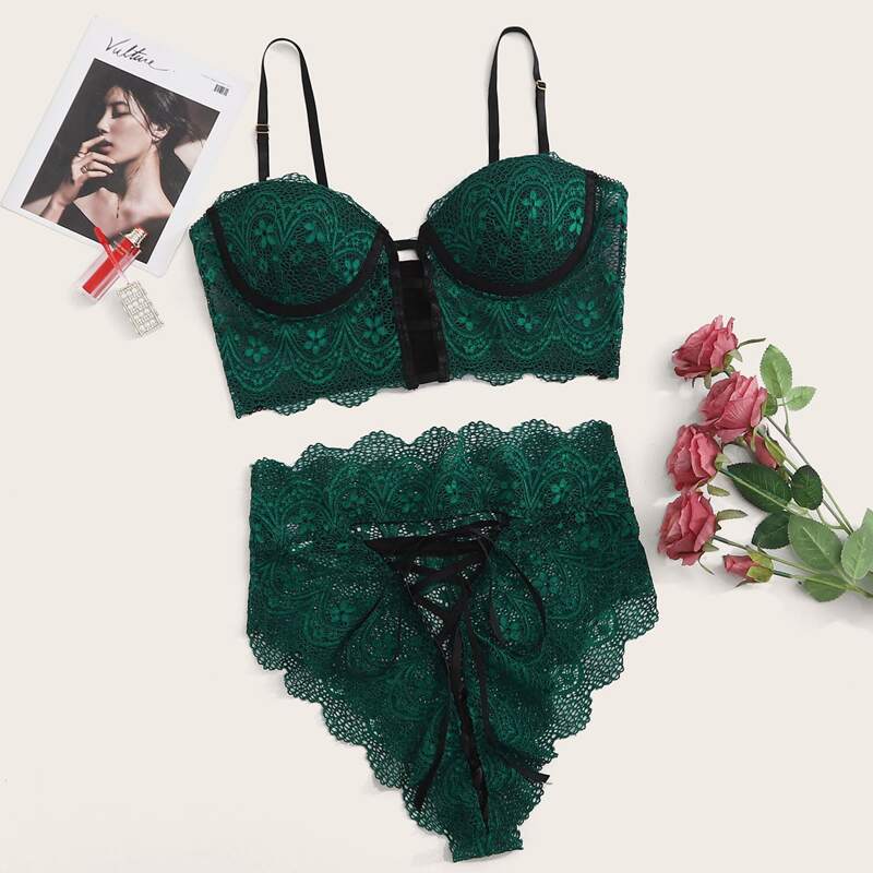 

Floral Lace Scallop Trim Underwire Lingerie Set, Dark green
