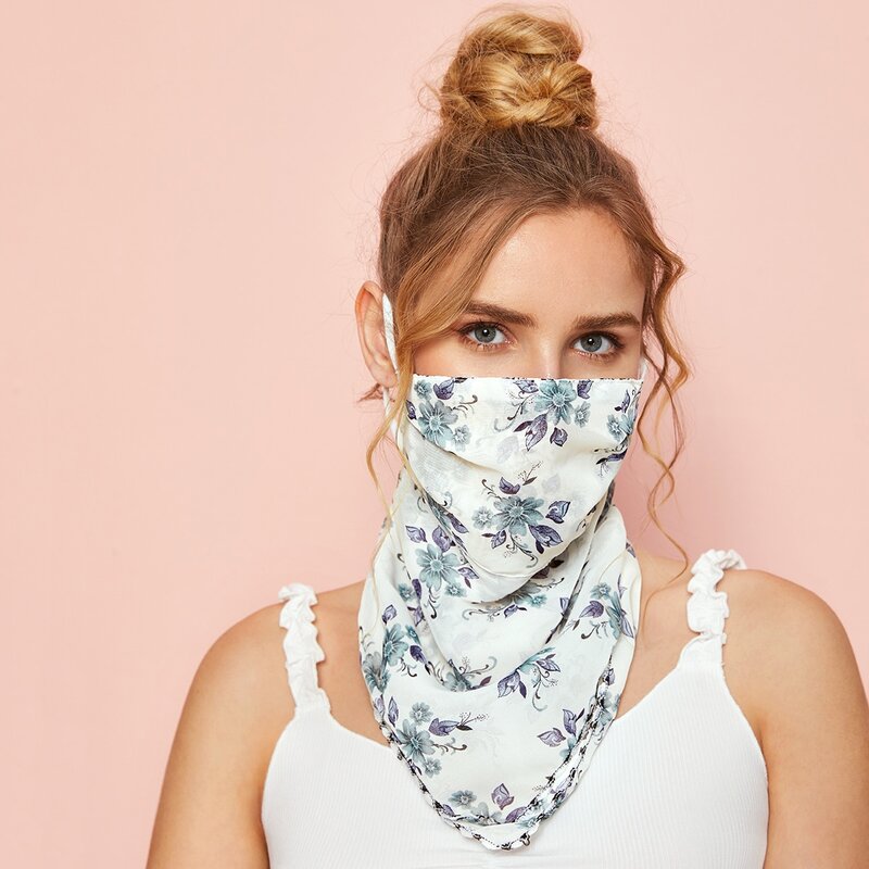 

Floral Pattern Sun Protection for the Face, White