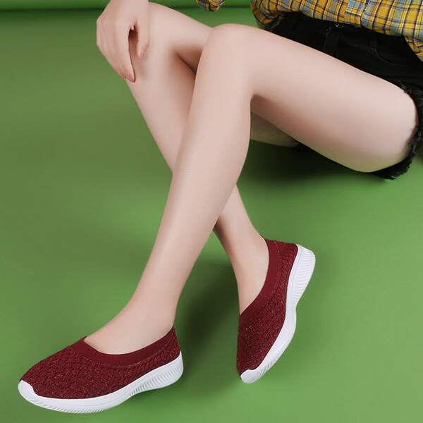 

Minimalist Knit Slip On Sneakers, Burgundy
