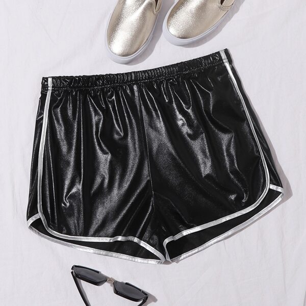 

Contrast Binding Metallic Dolphin Shorts, Black