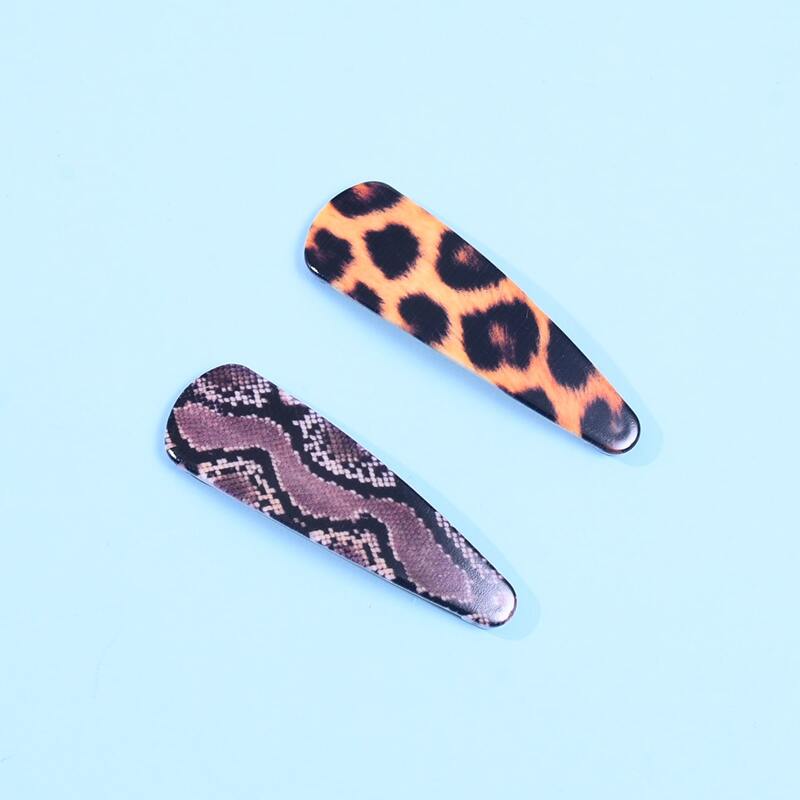 

2pcs Snakeskin Pattern Hair Clip, Multicolor