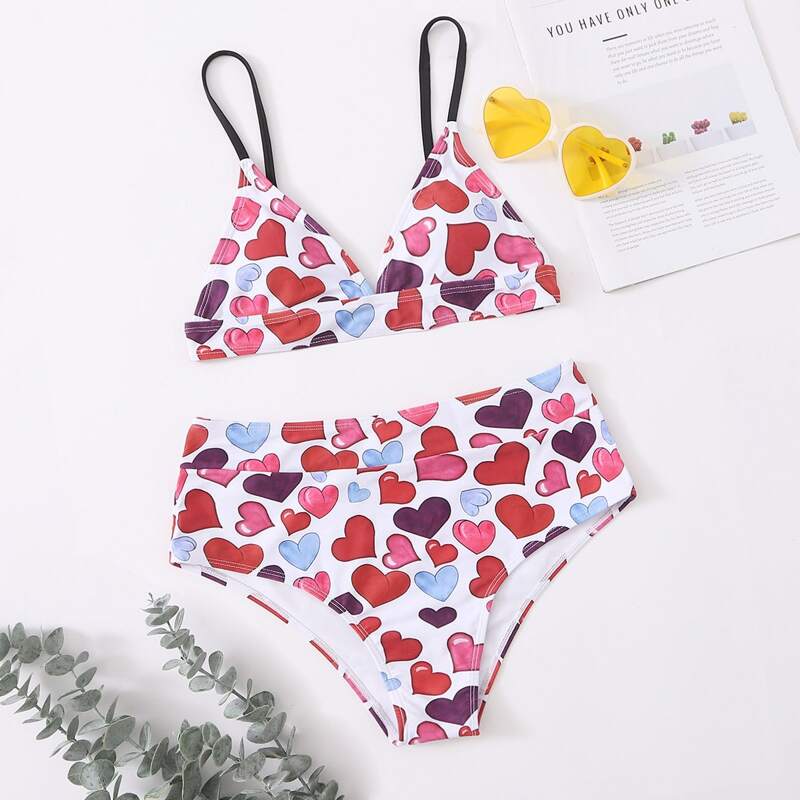 

Heart Print Triangle Bikini Swimsuit, Multicolor