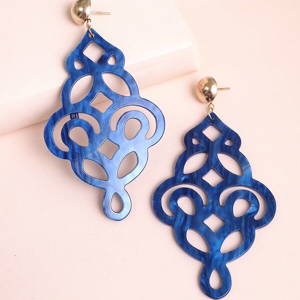 

Hollowed Out Drop Earrings, Blue