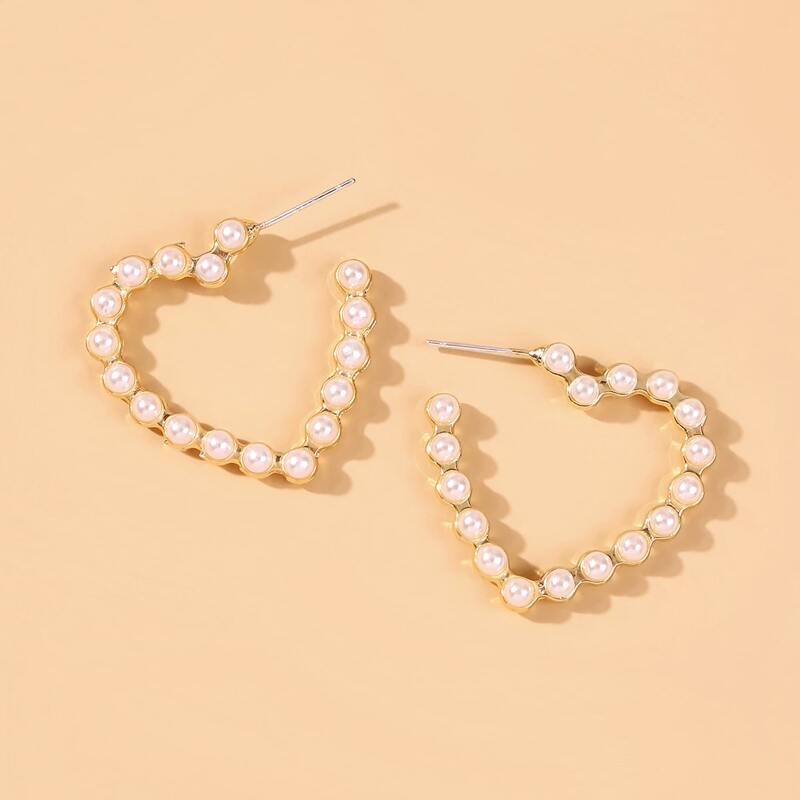

Faux Pearl Decor Hoop Earrings, White