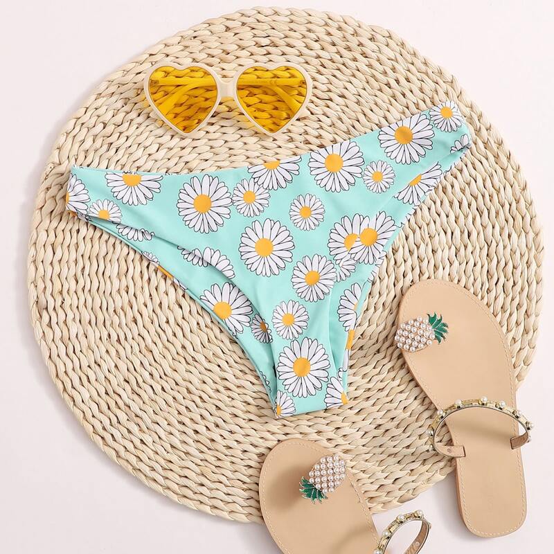 

Daisy Floral Print Bikini Panty, Blue