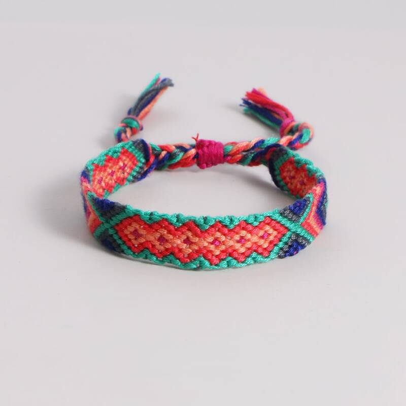 

Geometric Pattern Braided Bracelet, Multicolor