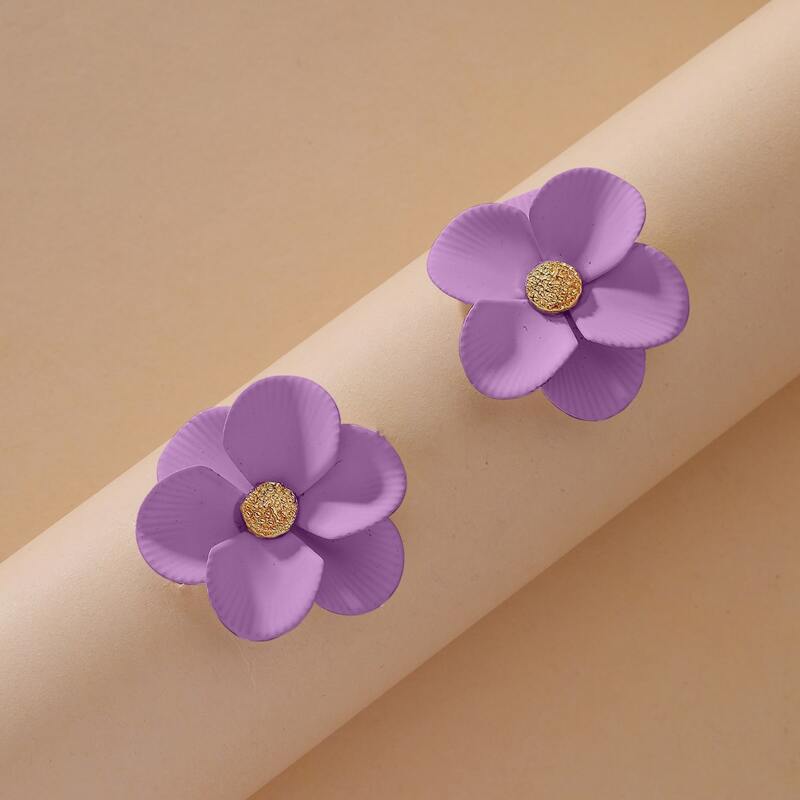 

Flower Stud Earrings, Purple