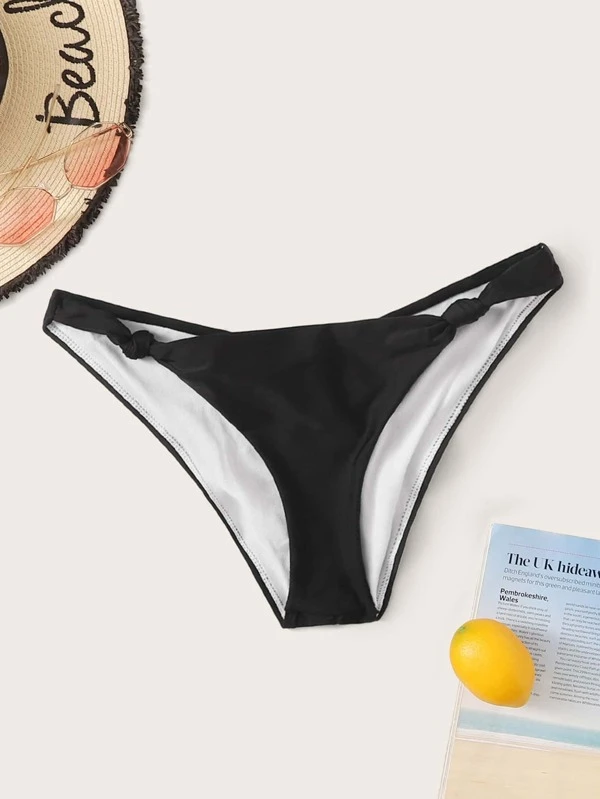 Uncut bikini panties asian