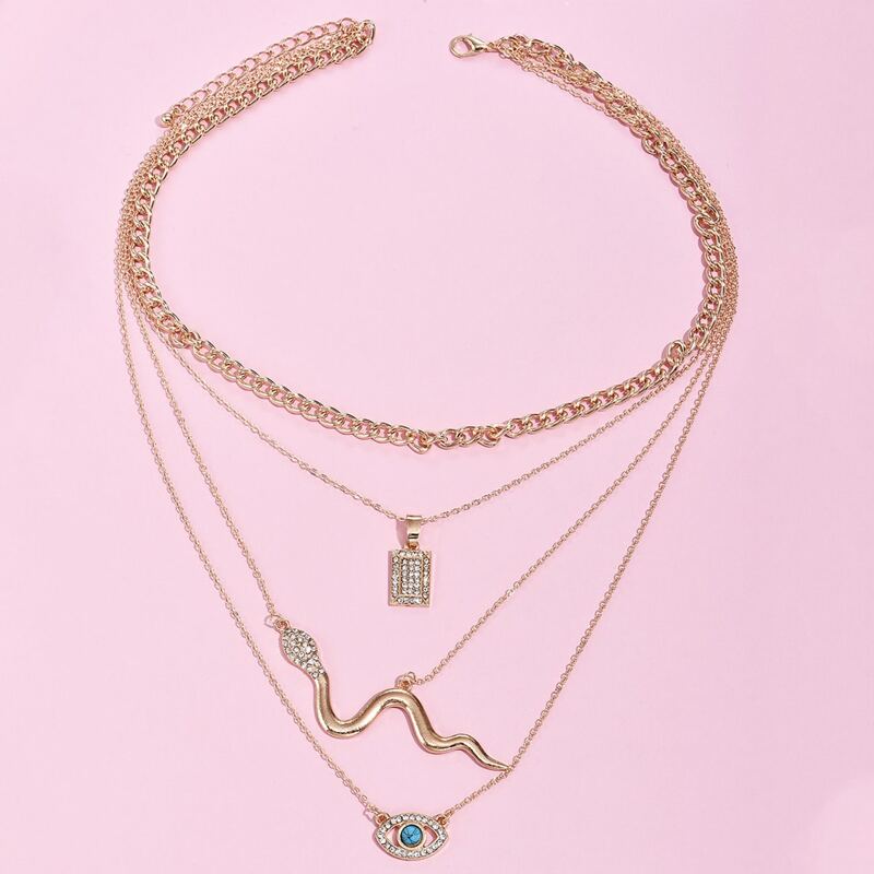 

Layered Rhinestone Engraved Necklace, Gold