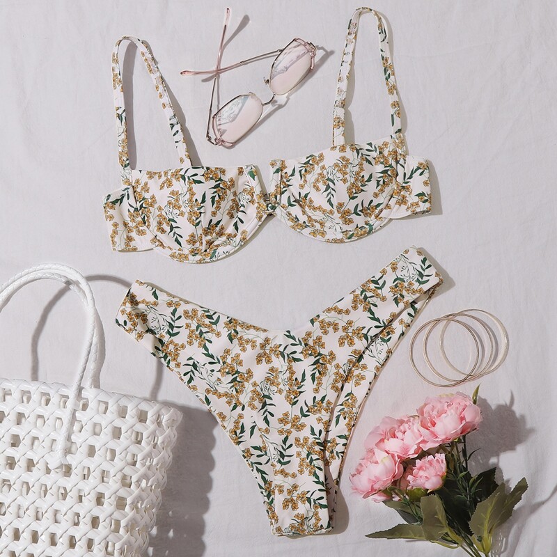 

Floral V Wired Underwire Bikini Swimsuit, Multicolor