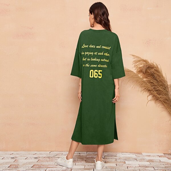 

Drop Shoulder Split Hem Slogan Graphic Dress, Green