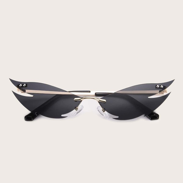 

Fire Shaped Frame Sunglasses, Black