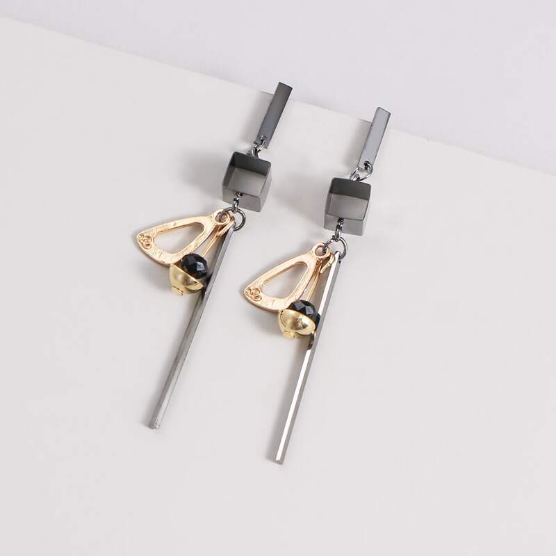 

Geo Long Drop Earrings, Silver