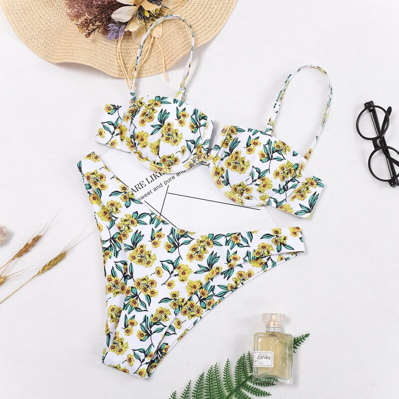 

Floral V Wired Underwire High Cut Bikini Swimsuit, Multicolor