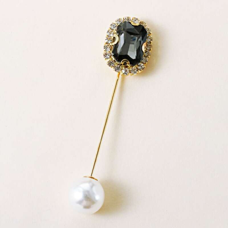 

1pc Gemstone Engraved Brooch, Gold