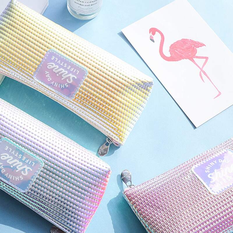 

1pc Holographic Random Pencil Case, Multicolor