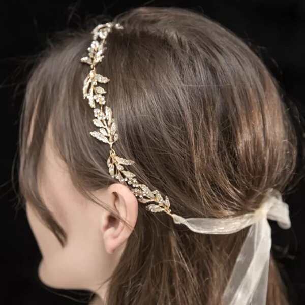 

Rhinestone Engraved Hair Accessory, Gold