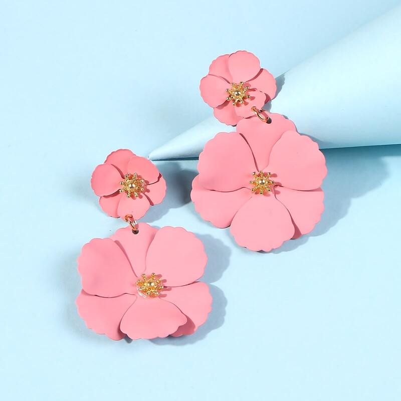 

Flower Decor Drop Earrings, Pink
