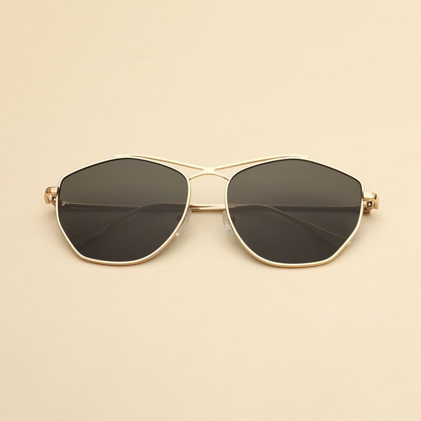 

Metal Frame Sunglasses, Black