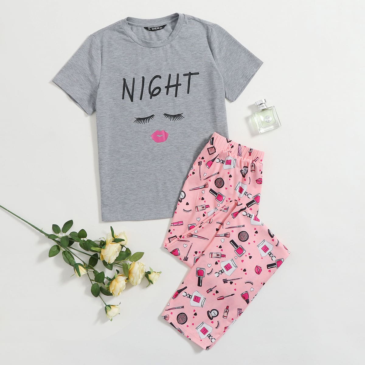 

Letter and Figure Graphic Top & Pants PJ Set, Multicolor